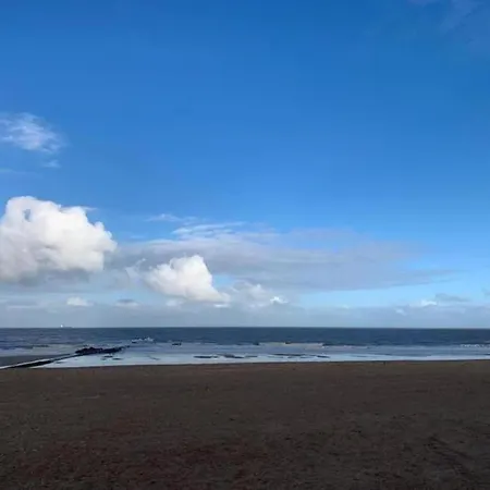 아파트 In With Sea Views