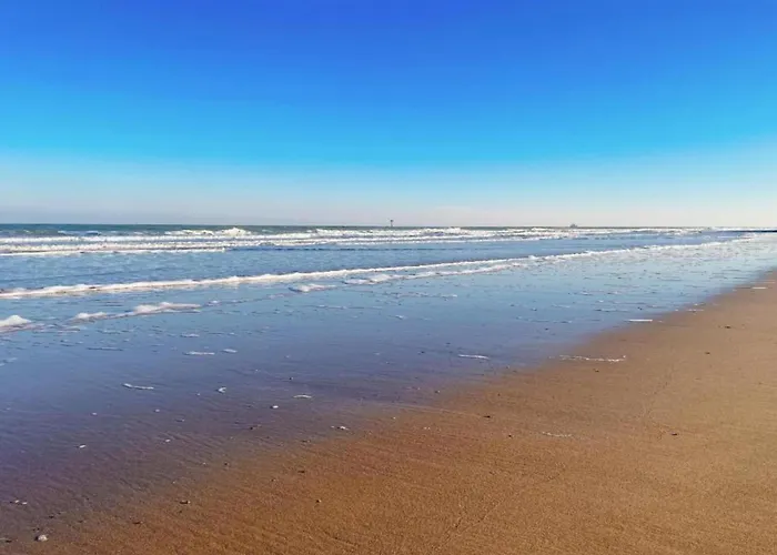 In With Sea Views شقة كنوك هايست